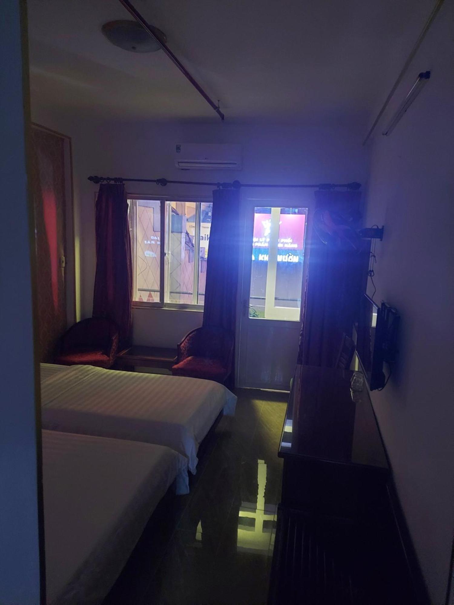 Khach San Trung Mai Cidade de Ho Chi Minh Exterior foto