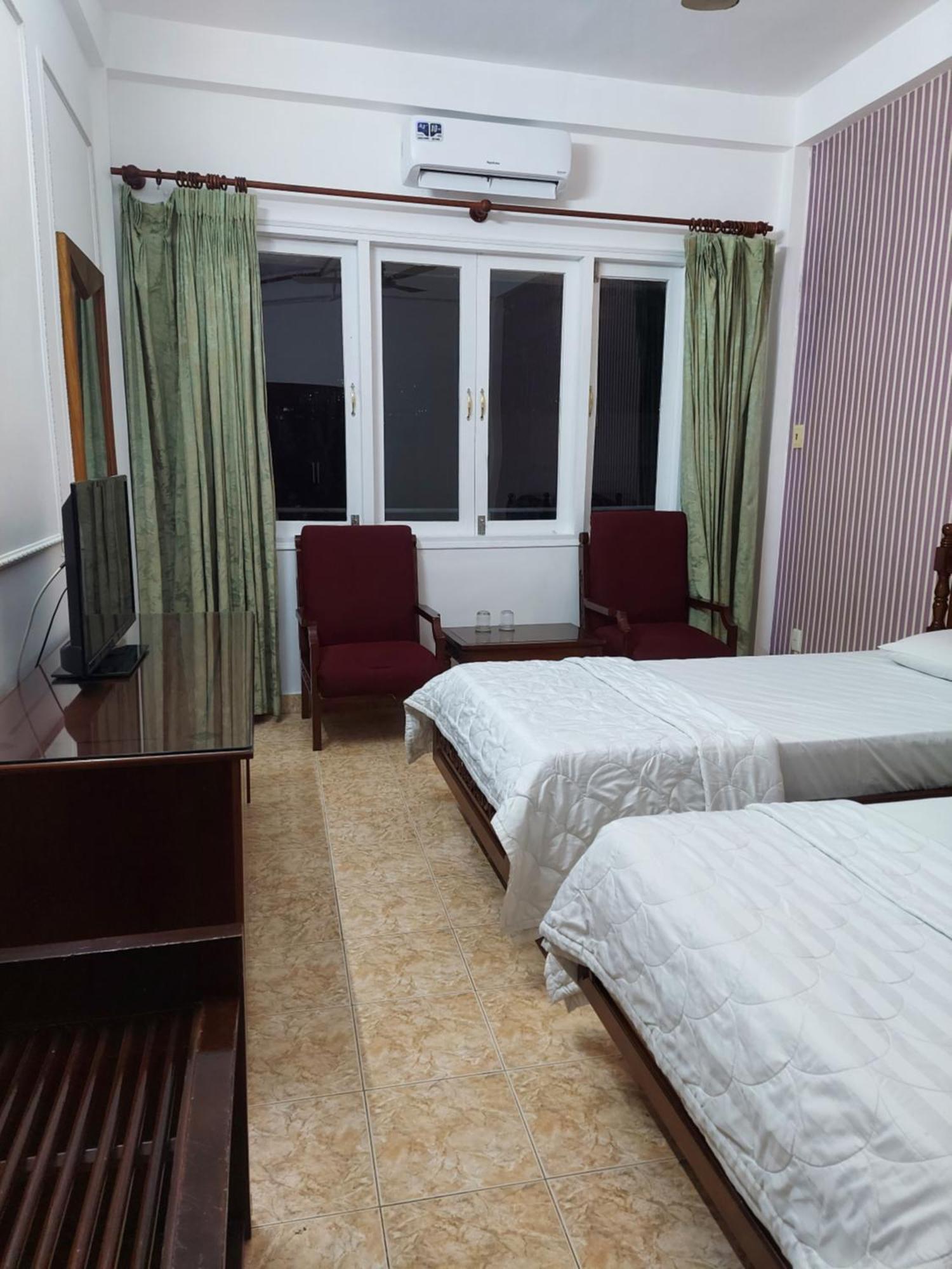 Khach San Trung Mai Cidade de Ho Chi Minh Exterior foto
